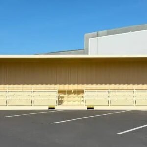 Nouveau conteneur High Cube 40 pieds avec tribunes de 74 places.