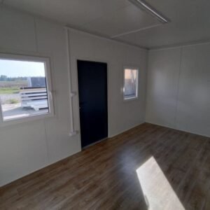 Conteneur bureau social 15 m² : compact et fonctionnel